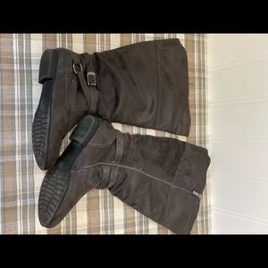 Cloudwalkers by Avenue Grey Mid-Thigh Boot